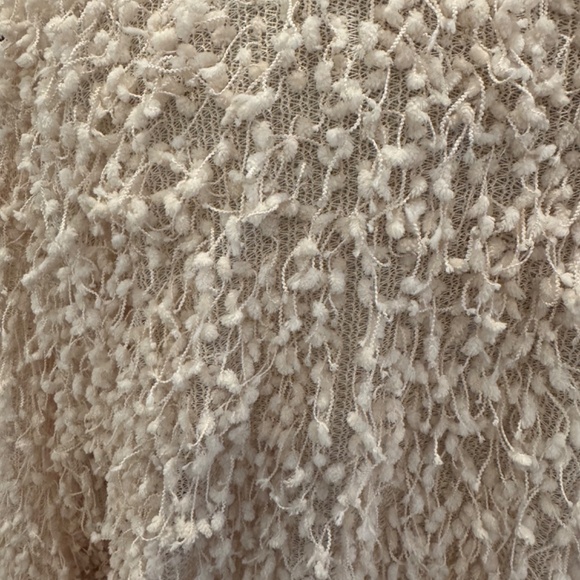 ZARA Fringed TASSEL Sweater Top | Textured Crochet Knit | Scalloped Detailing - Picture 2 of 10